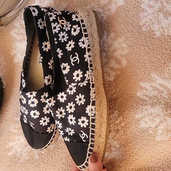 Authentic Chanel espadrilles - Picture 1 of 5